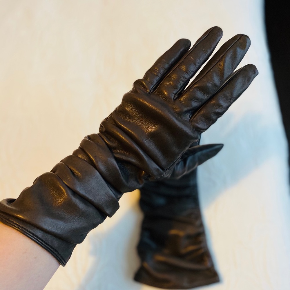 Prada Leather Silk-Lined Chocolate Brown Gloves